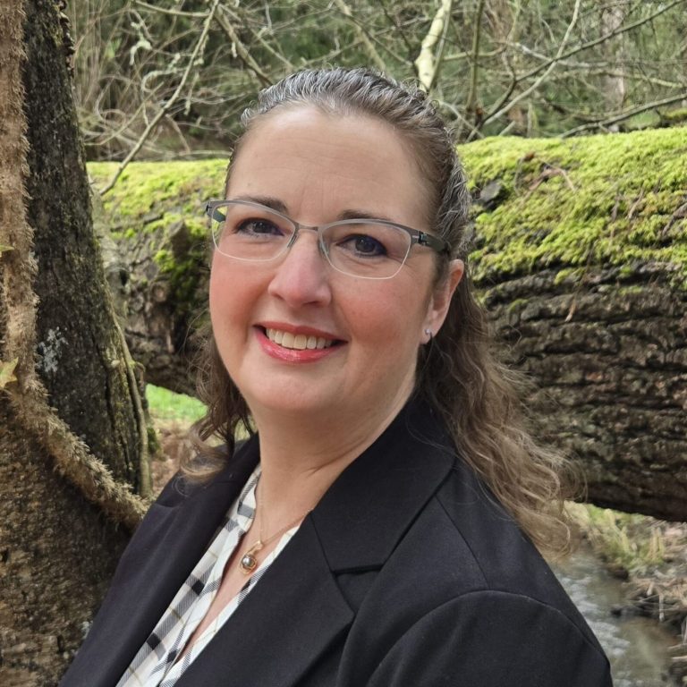 Melissa Gray_Tigard, OR_headshot